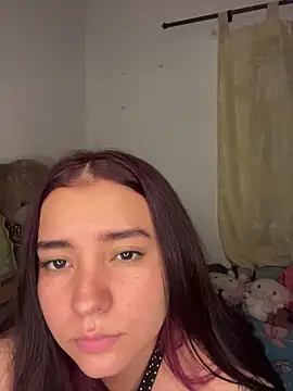 Ema kraus online show from 03-21-26, 01:07