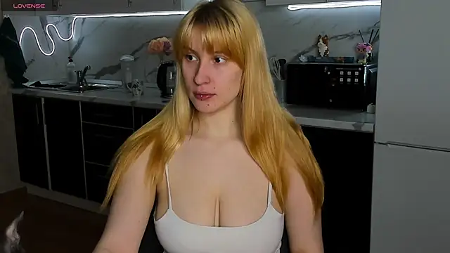 Sweet white chocolate online show from 02-16-26, 06:01