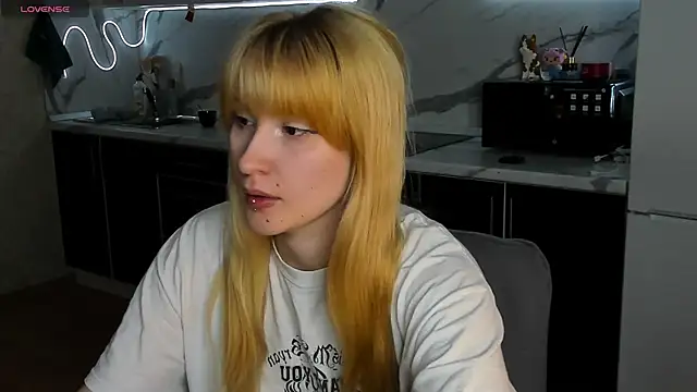 Sweet white chocolate online show from 02-13-26, 09:48