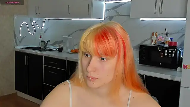 Sweet white chocolate online show from 11-18-25, 10:07