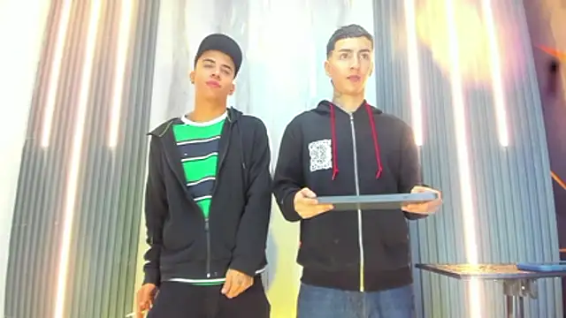 Angel xxx online show from 03-26-26, 04:44