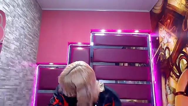 perfectlump online show from 10-16-25, 01:52