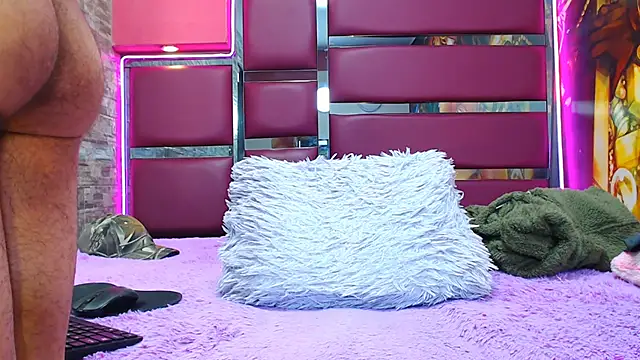 perfectlump online show from 10-04-25, 01:56