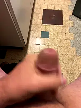 mikiss789 online show from 11-05-25, 03:42