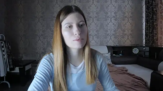 Snapshot of Agnes_Allenn chatting on 09-11-25, 10:04 Agnes Allenn online show from 09-11-25, 10:04