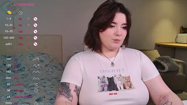 YumiYammy online show from 11-22-25, 08:29