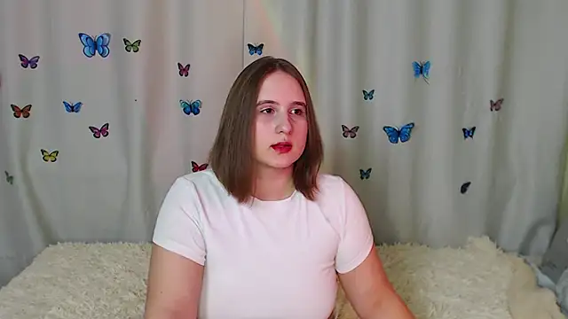 Snapshot of Phantommira chatting on 02-10-25, 03:35 Phantommira online show from 02-10-25, 03:35