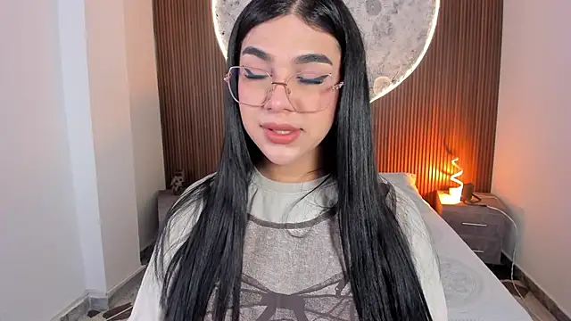 RoseCassie online show from 02-11-26, 02:06