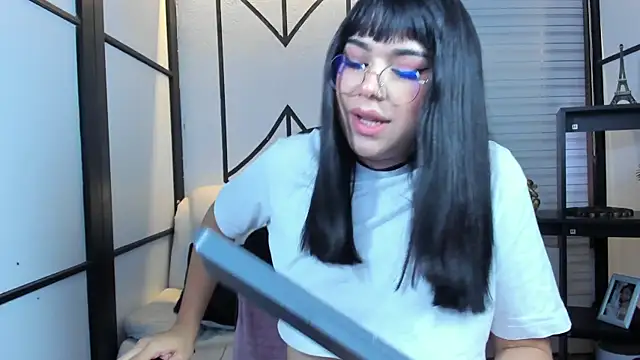 RoseCassie online show from 02-22-25, 10:09