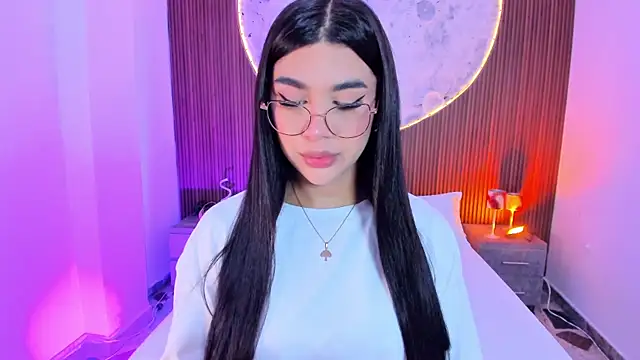 Snapshot of RoseCassie chatting on 05-25-26, 02:27 RoseCassie online show from 05-25-26, 02:27