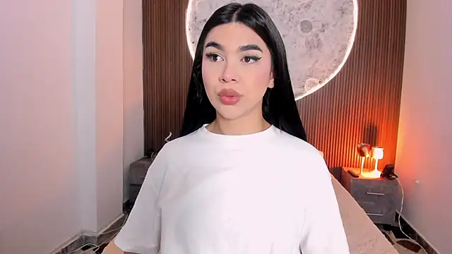 Snapshot of RoseCassie chatting on 04-28-26, 01:04 RoseCassie online show from 04-28-26, 01:04