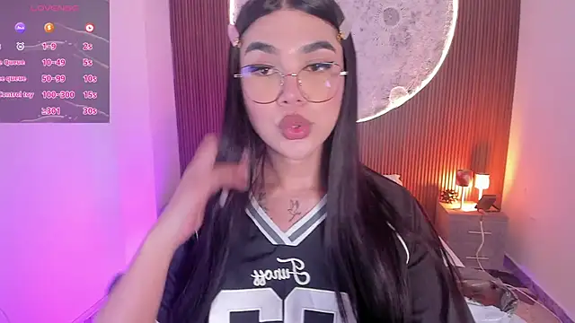 Snapshot of RoseCassie chatting on 07-23-26, 01:52 RoseCassie online show from 07-23-26, 01:52