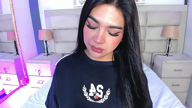 RoseCassie online show from 09-16-25, 01:56
