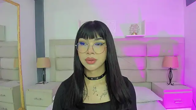 RoseCassie online show from 02-27-25, 12:45