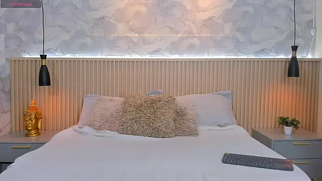 AinaraJimenez online show from 11-02-25, 07:08