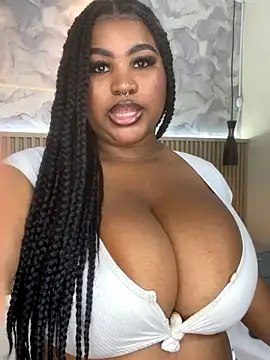 AinaraJimenez online show from 11-05-25, 06:55