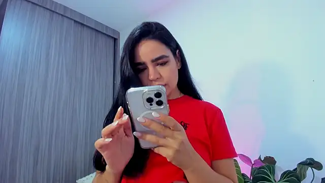 Sara Leblanc online show from 10-17-25, 02:19