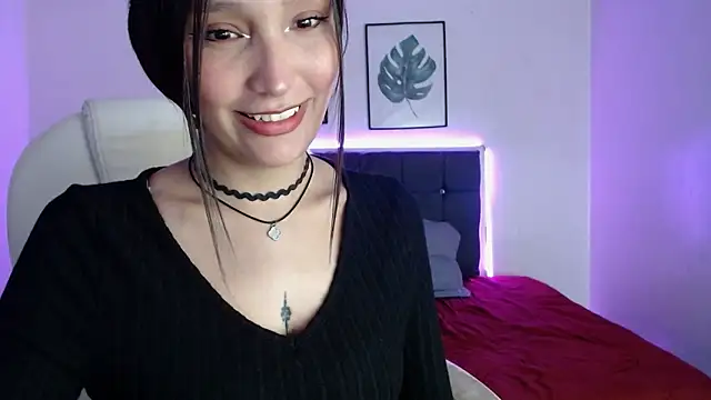 Snapshot of mia_collens chatting on 09-26-25, 03:35 mia collens online show from 09-26-25, 03:35