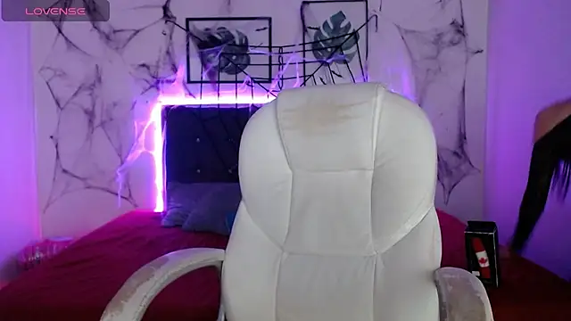 Snapshot of mia_collens chatting on 10-20-25, 01:40 mia collens online show from 10-20-25, 01:40