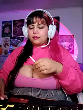 Snapshot of Pinky-Flower chatting on 09-26-25, 08:49 Pinky-Flower online show from 09-26-25, 08:49