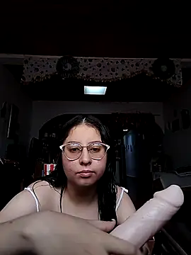 Snapshot of valentina568 chatting on 10-19-25, 07:38 valentina568 online show from 10-19-25, 07:38