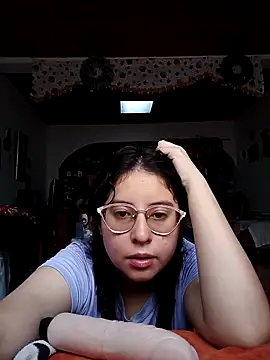 Snapshot of valentina568 chatting on 10-12-25, 06:09 valentina568 online show from 10-12-25, 06:09