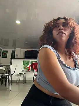 lauraltt online show from 11-16-25, 07:07