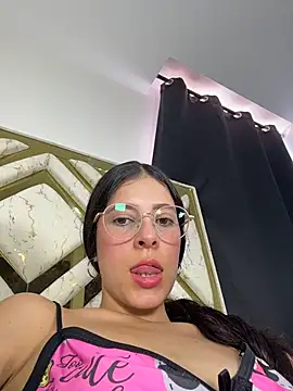 evaFiore online show from 06-24-26, 07:01