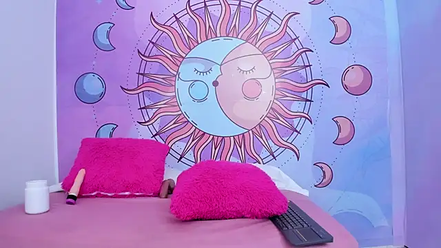 Mariana 16  online show from 11-06-25, 07:29