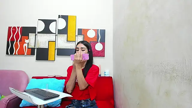 Mariana 16  online show from 03-13-25, 08:22