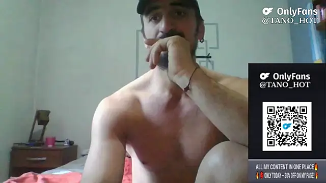 Snapshot of italianbighorse22 chatting on 10-14-25, 08:53 italianbighorse22 online show from 10-14-25, 08:53
