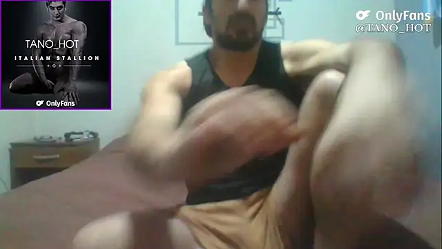 Snapshot of italianbighorse22 chatting on 11-09-25, 11:20 italianbighorse22 online show from 11-09-25, 11:20