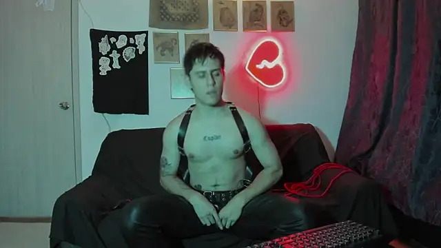 Snapshot of Antonello_Vannucci chatting on 01-11-25, 08:21 Antonello Vannucci online show from 01-11-25, 08:21