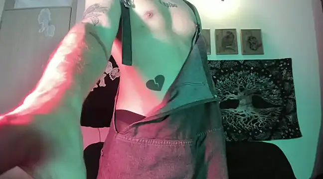 Snapshot of Antonello_Vannucci chatting on 01-24-25, 12:09 Antonello Vannucci online show from 01-24-25, 12:09