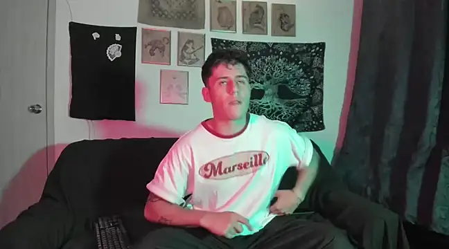 Snapshot of Antonello_Vannucci chatting on 01-26-25, 11:18 Antonello Vannucci online show from 01-26-25, 11:18