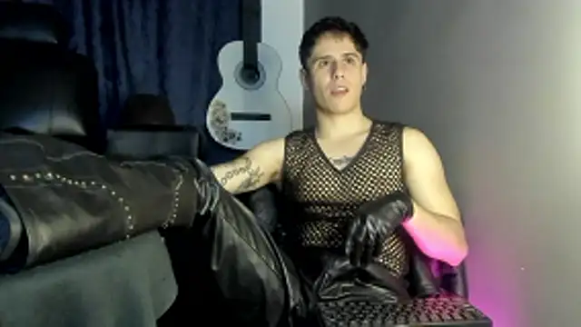 Antonello Vannucci online show from 12-16-25, 02:49