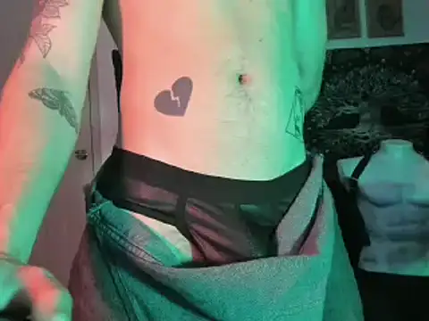 Snapshot of Antonello_Vannucci chatting on 02-11-25, 09:35 Antonello Vannucci online show from 02-11-25, 09:35