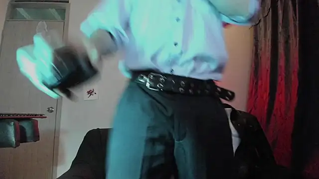 Snapshot of Antonello_Vannucci chatting on 12-25-24, 11:53 Antonello Vannucci online show from 12-25-24, 11:53