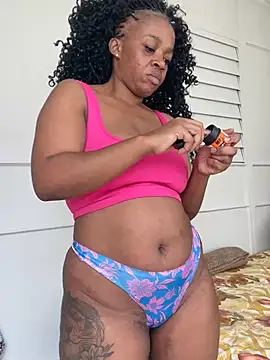 beverlyxxxx online show from 03-03-25, 12:06