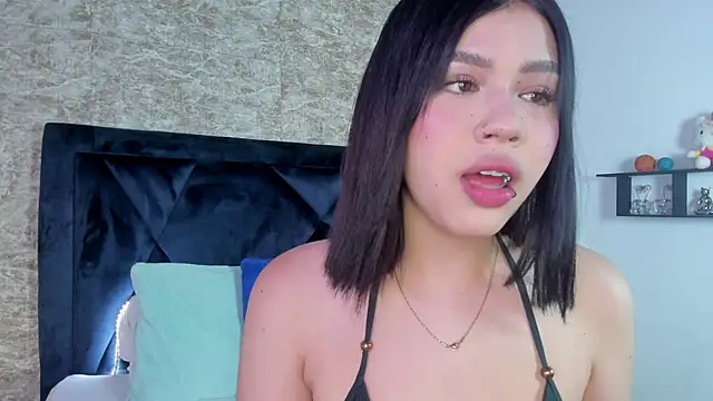 Lily Woodz online show from 11-04-25, 07:06