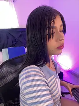Lily Woodz online show from 06-09-26, 07:04