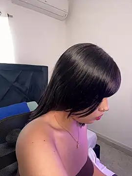 Lily Woodz online show from 03-11-26, 07:08