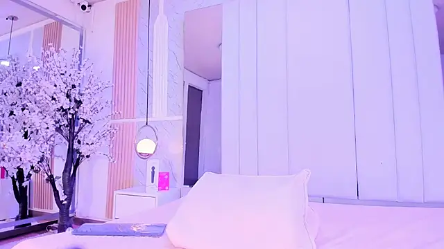 salomebenz online show from 02-19-26, 09:34