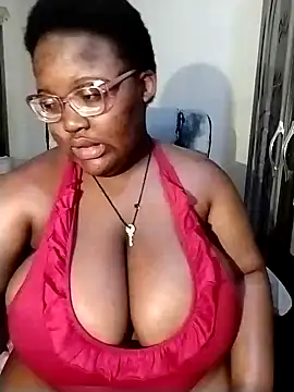 Snapshot of Damm_Bobbies chatting on 07-11-26, 01:39 Damm Bobbies online show from 07-11-26, 01:39