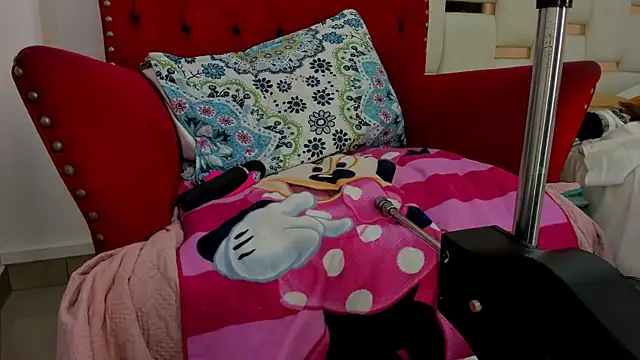 Snapshot of celeste_smmith_ chatting on 07-01-26, 11:21 celeste smmith online show from 07-01-26, 11:21