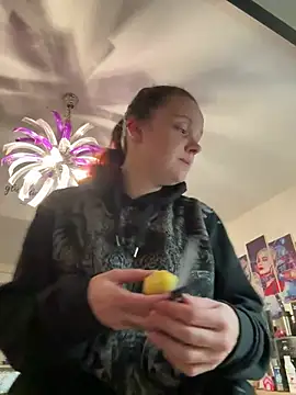 Snapshot of milabandolero chatting on 12-27-24, 06:20 milabandolero online show from 12-27-24, 06:20