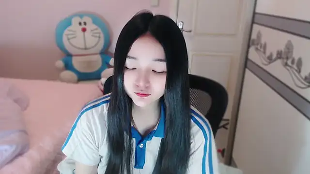 xiao-xiao-D online show from 12-21-25, 05:42