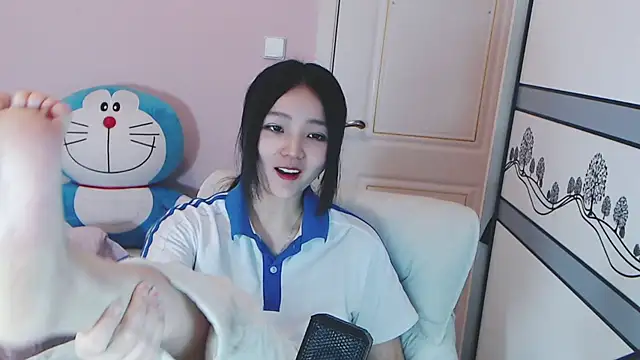 xiao-xiao-D online show from 02-25-25, 08:36