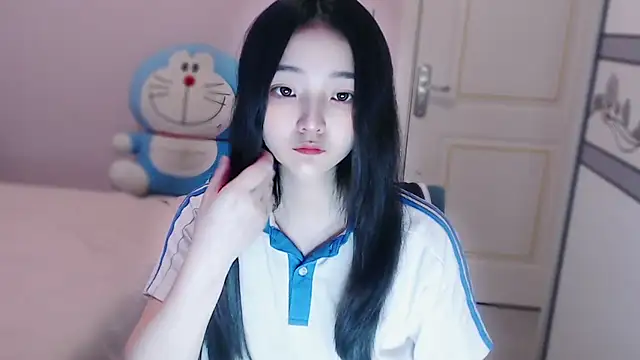 xiao-xiao-D online show from 10-05-25, 06:26