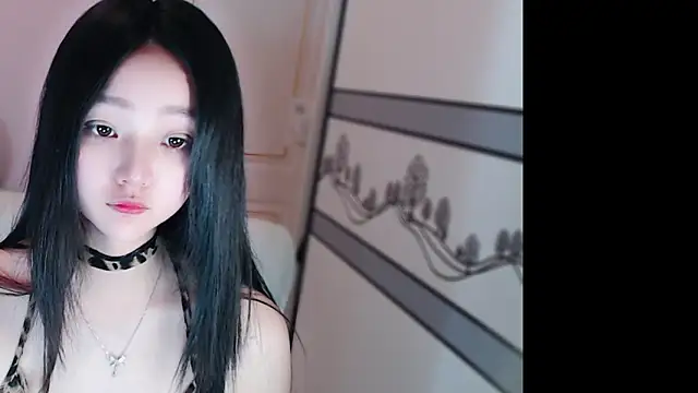 xiao-xiao-D online show from 03-19-25, 08:23